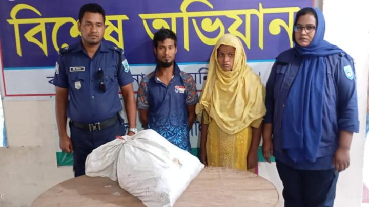 কালীগঞ্জে ১২৮ বোতল এস্কাফসহ খবির দম্পতি আটক